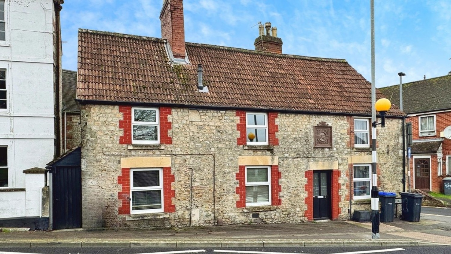 2 bedroom House in Sambourne Road, Warminster, Wiltshire