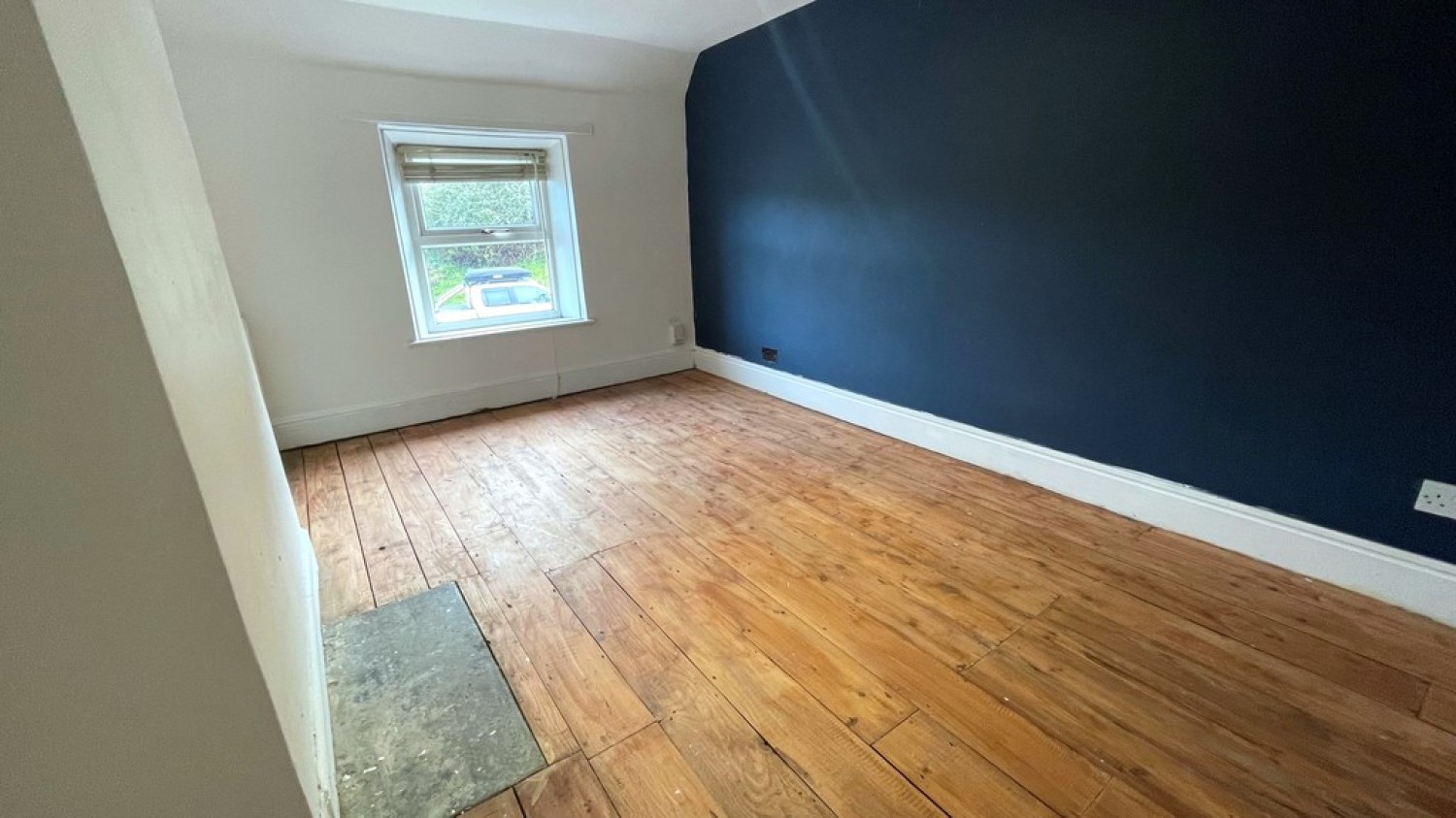 2 bedroom House in Sambourne Road, Warminster, Wiltshire