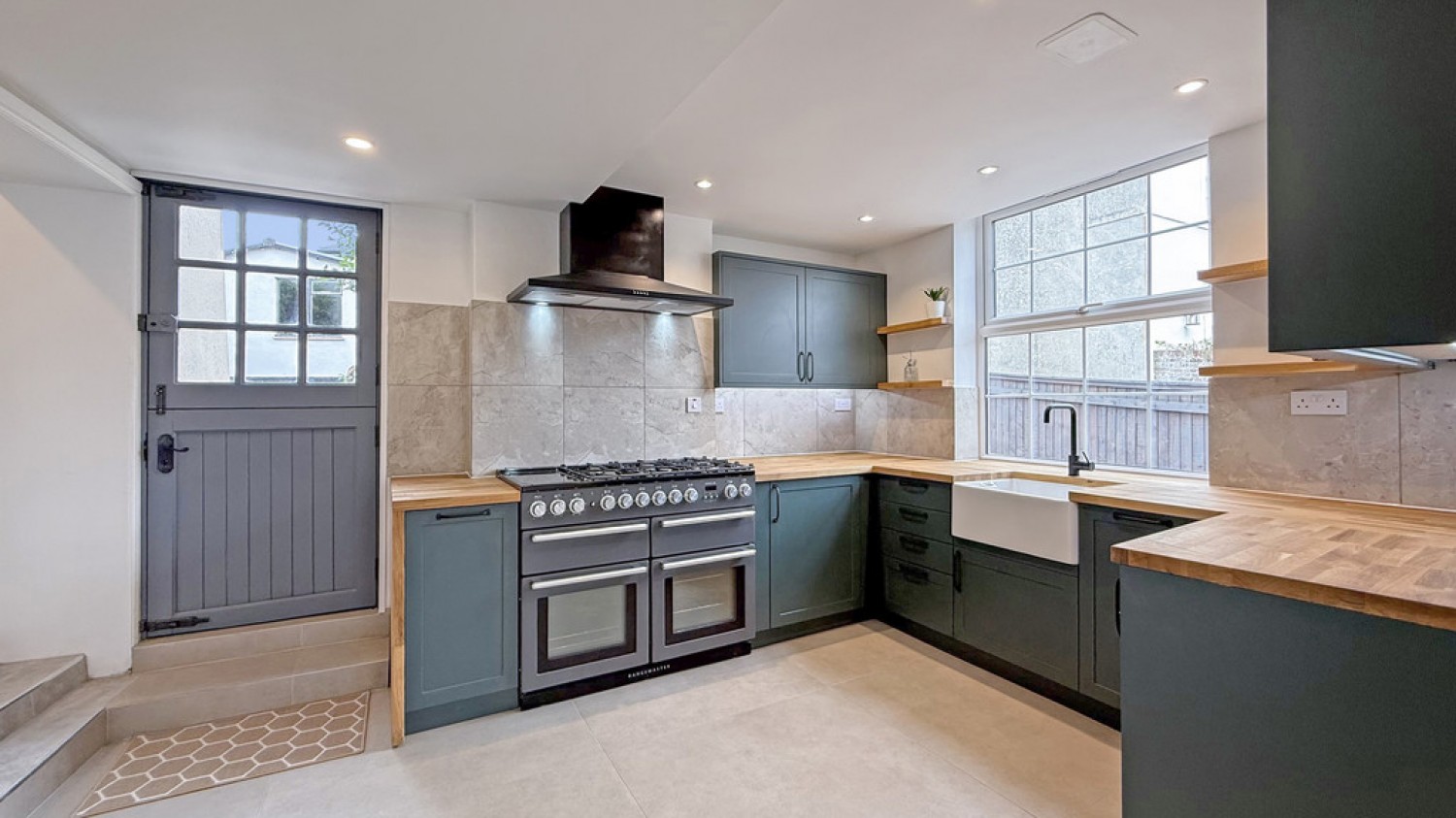 5 bedroom House for Sale Vicarage Street, Warminster