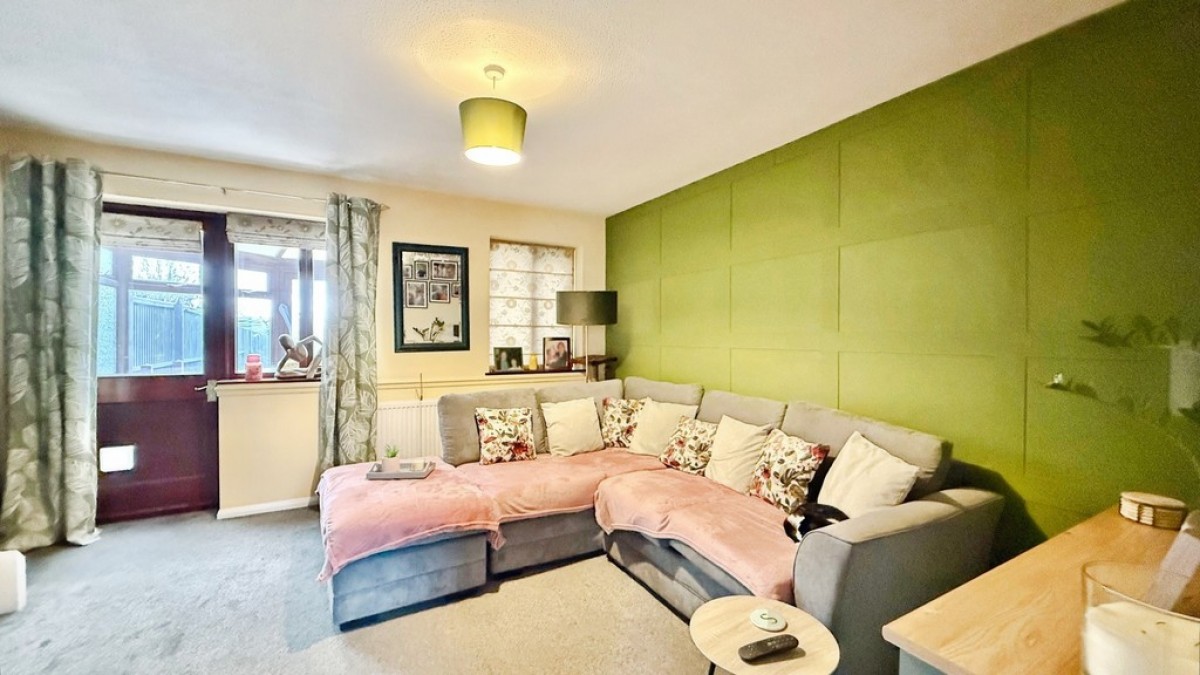 Morley Field, Warminster