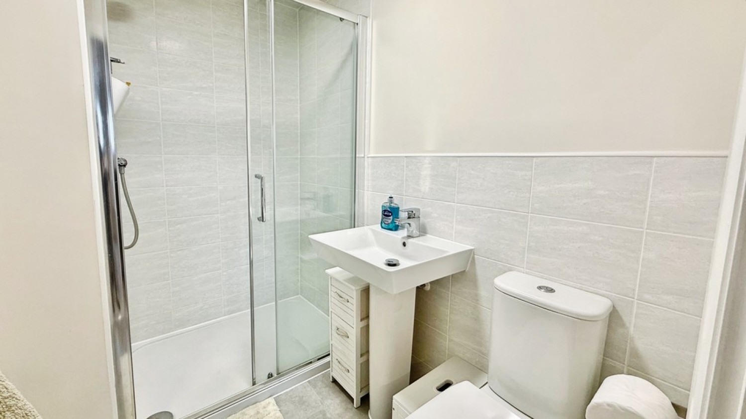 4 bedroom House for Sale Cheviot Road, Westbury