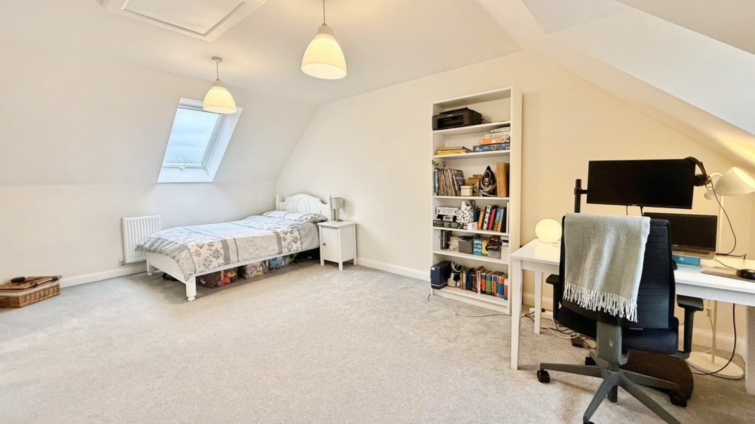 4 bedroom House for Sale Cheviot Road, Westbury