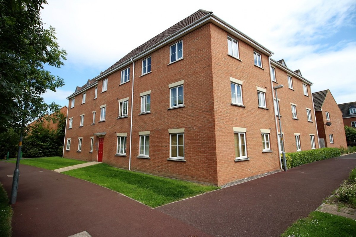 Tarpan Walk, Westbury