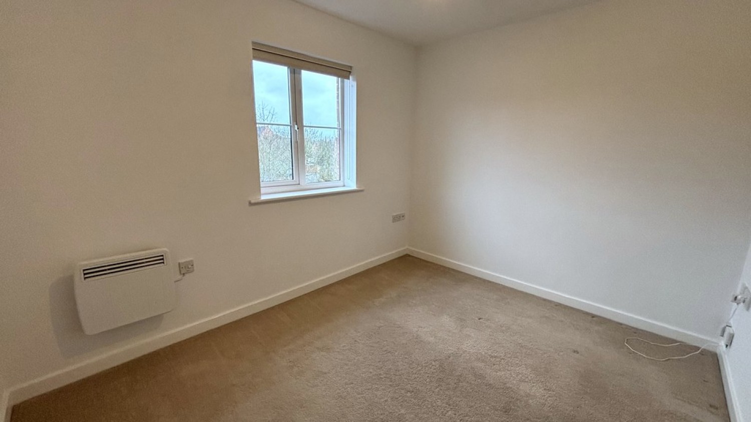 2 bedroom Flat for Letting Tarpan Walk, Westbury