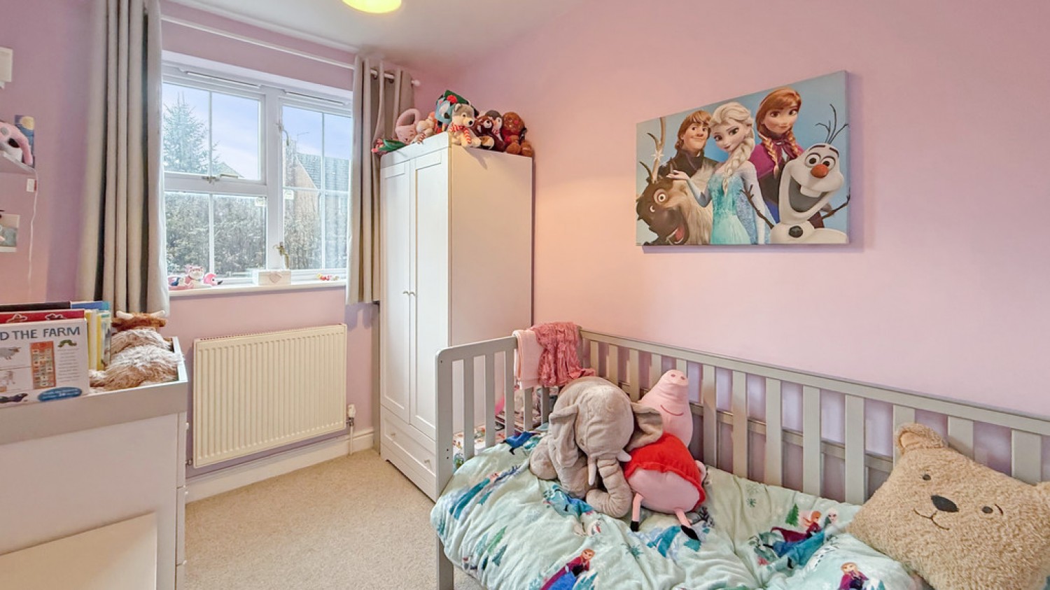 3 bedroom House in Chalford, Westbury