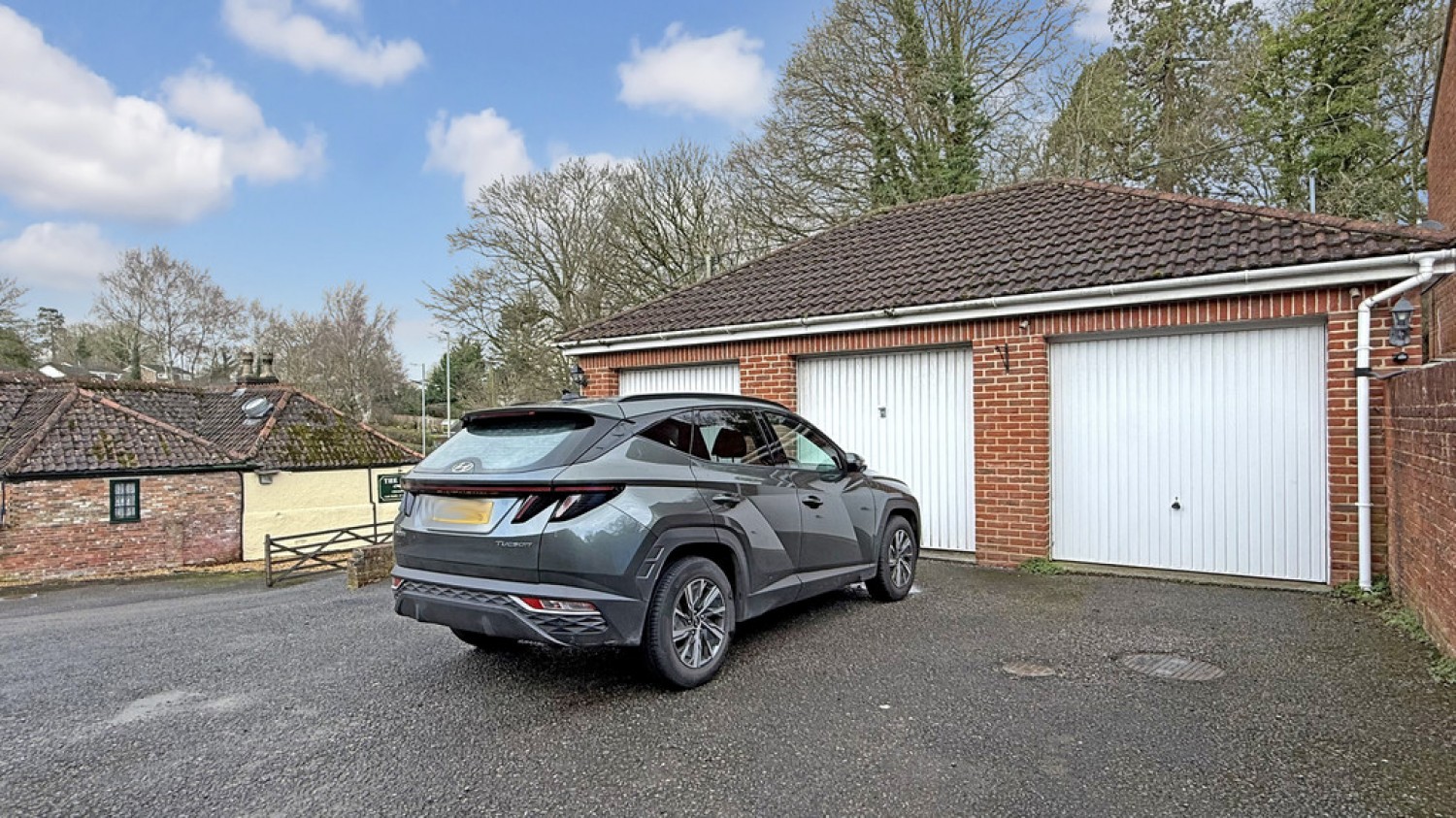 3 bedroom House in Chalford, Westbury