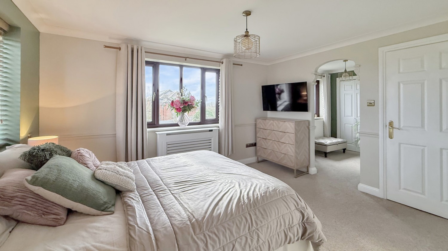 6 bedroom House for Sale Southcroft, Chapmanslade