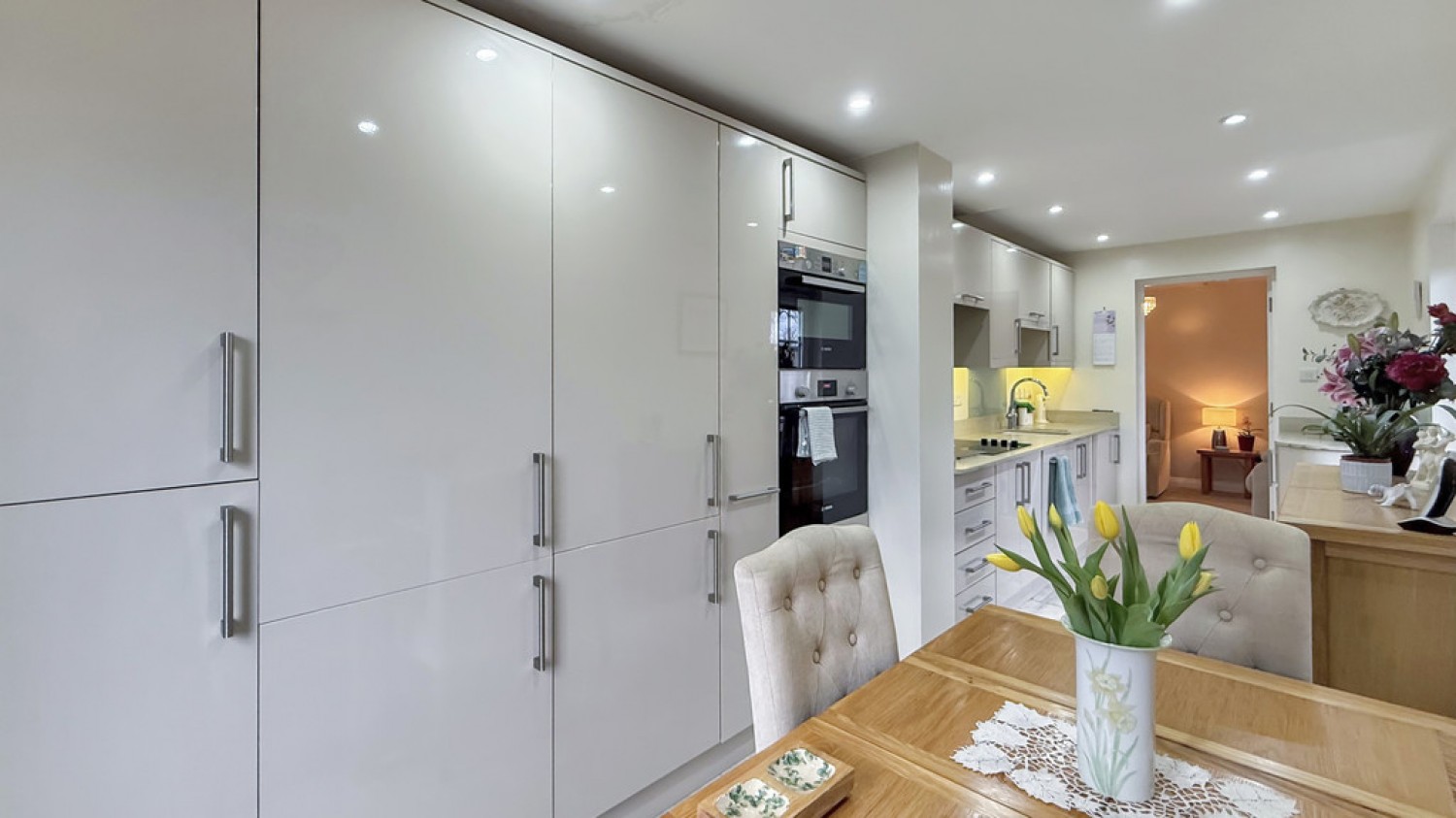 6 bedroom House for Sale Southcroft, Chapmanslade