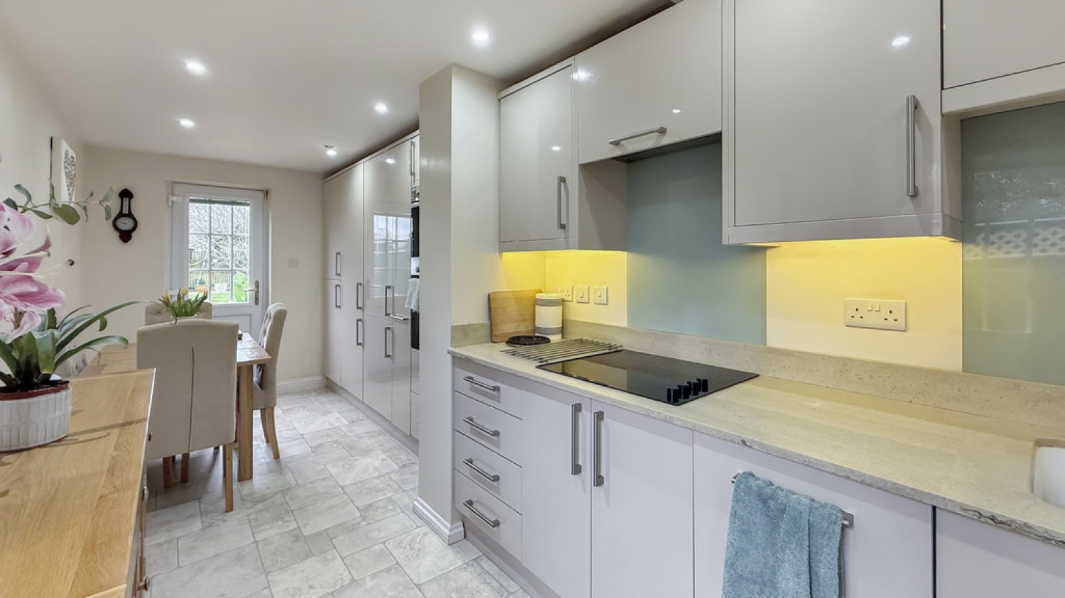 6 bedroom House for Sale Southcroft, Chapmanslade