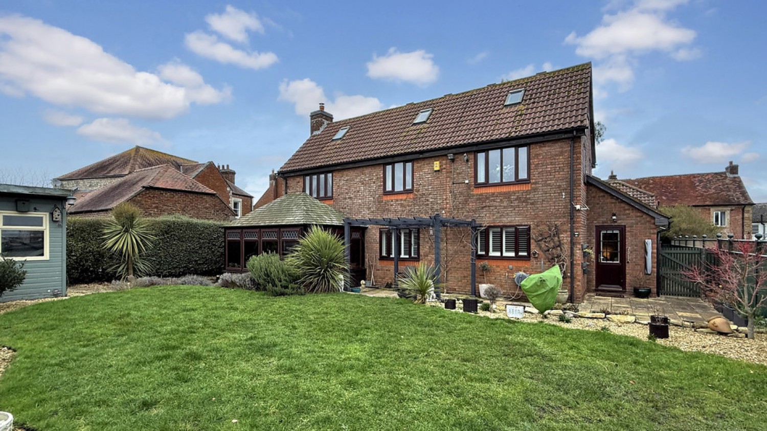 6 bedroom House for Sale Southcroft, Chapmanslade