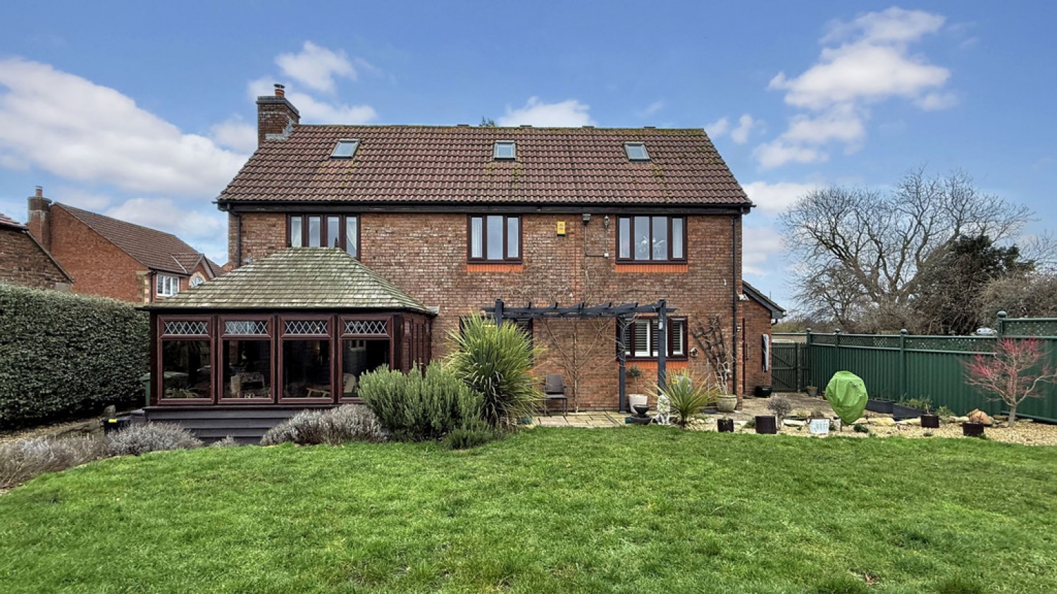 6 bedroom House for Sale Southcroft, Chapmanslade