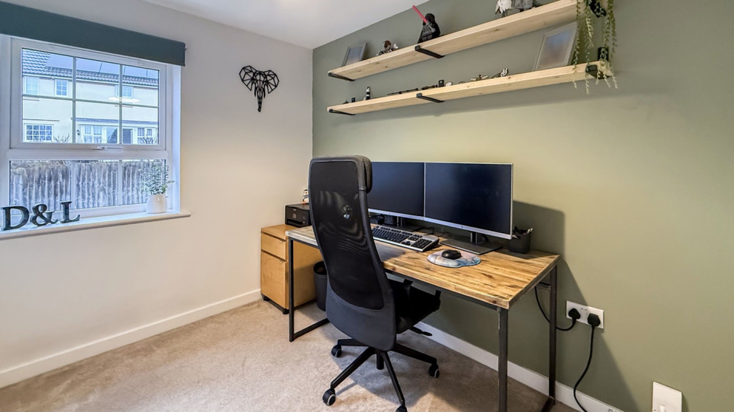 4 bedroom House in Turntable Place, Westbury