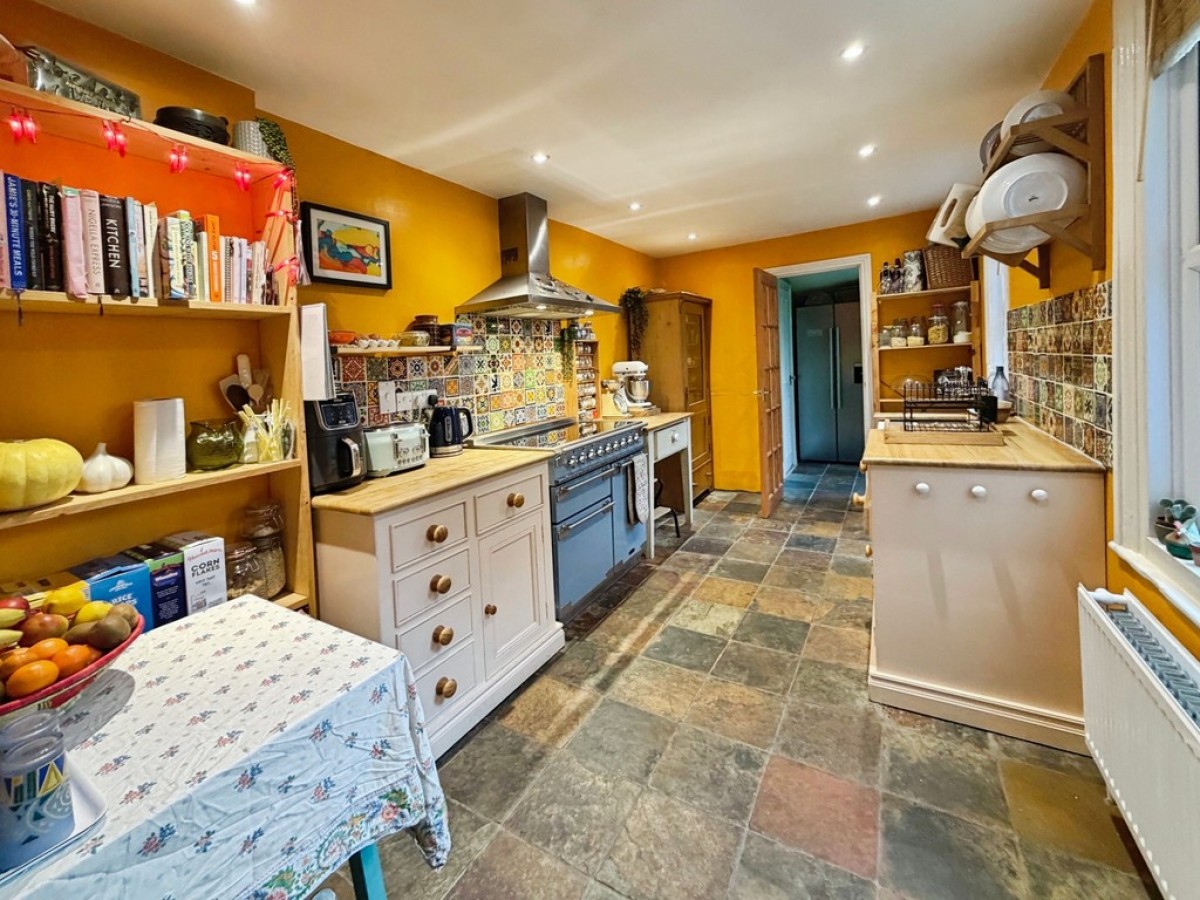 Woodmarsh , North Bradley