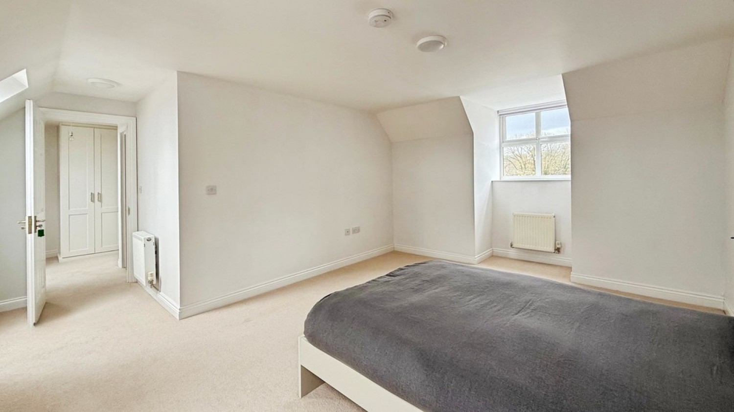 4 bedroom House for Sale Sandalwood Road, Westbury