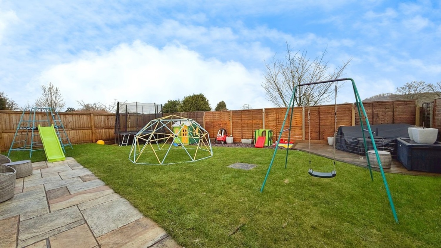 3 bedroom House in The Teasels, Warminster