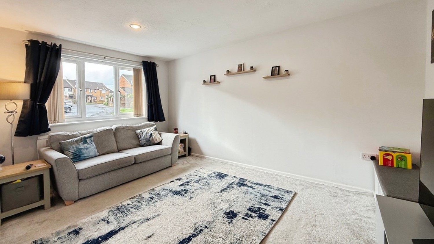 3 bedroom House in The Teasels, Warminster