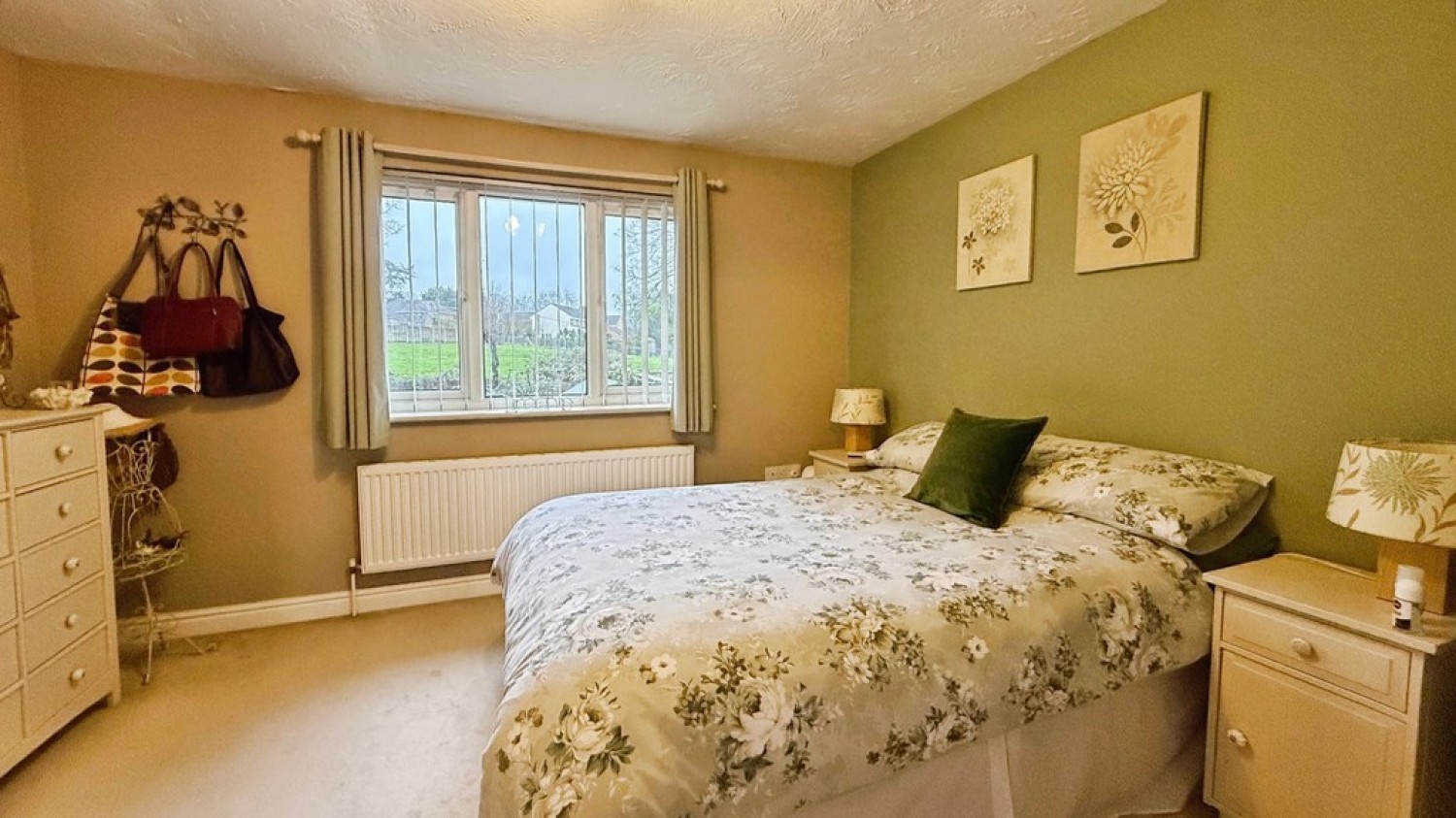 2 bedroom House in Coppice Close, Warminster