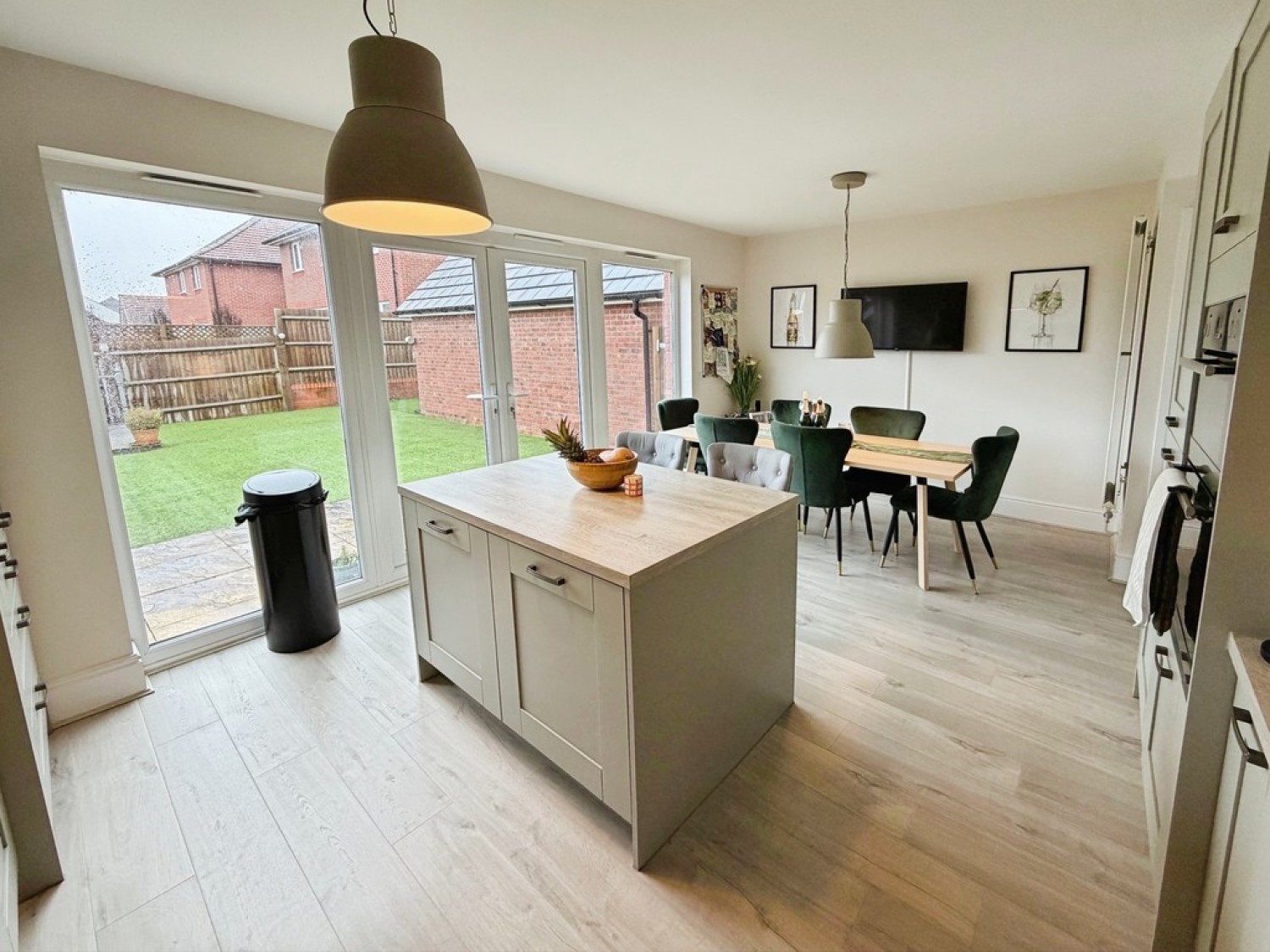 3 bedroom House in Osprey Road, Warminster