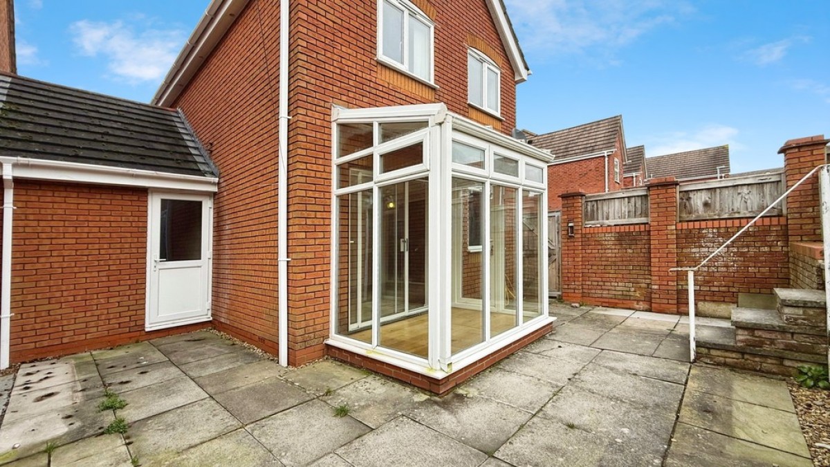 Windsor Drive, Westbury