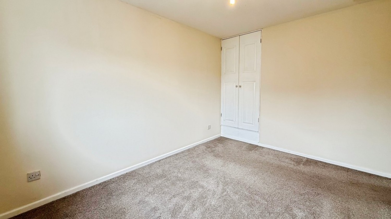 3 bedroom House in Windsor Drive, Westbury