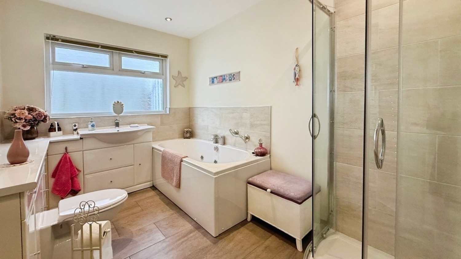 2 bedroom Bungalow in Beckford Close, Warminster