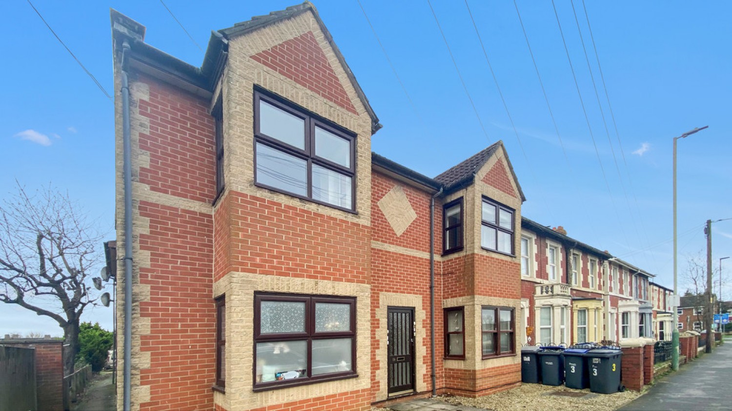 2 bedroom Flat for Letting Station Road, Westbury, Wiltshire