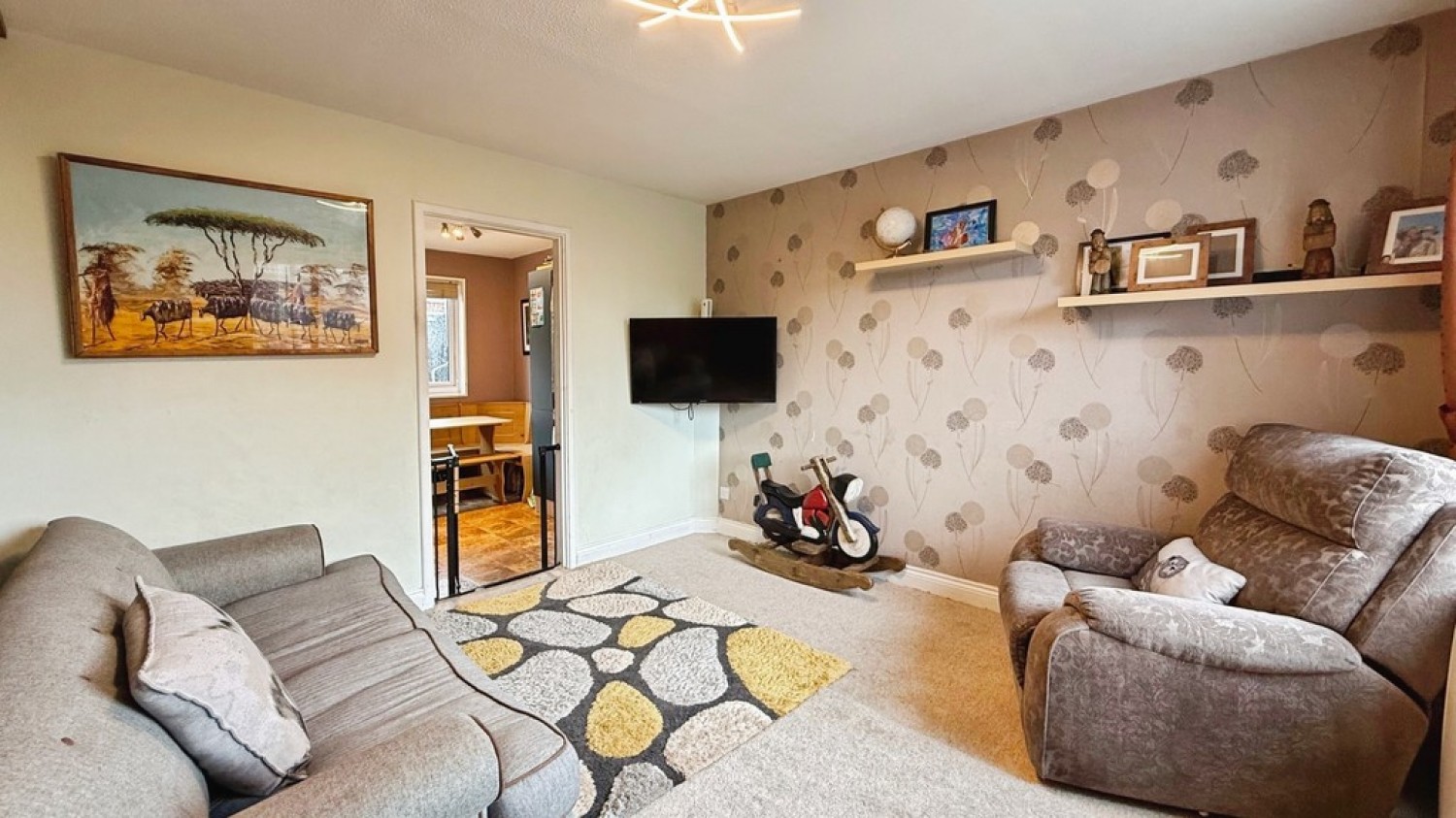 2 bedroom House for Sale Danvers Way, Westbury