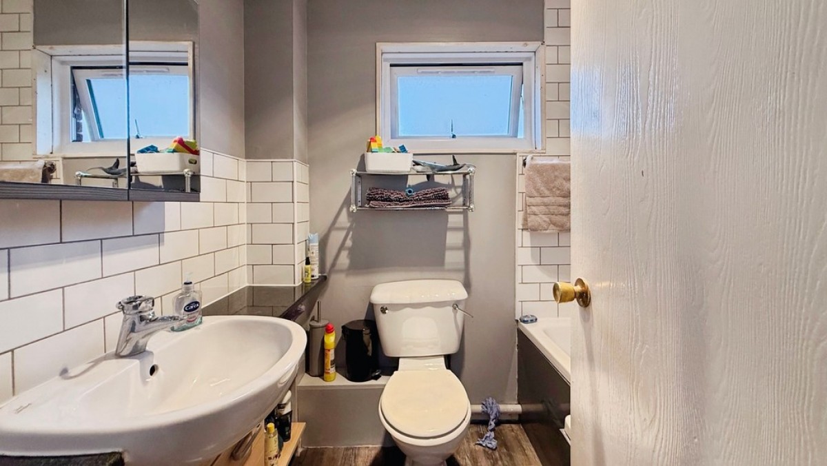 Danvers Way, Westbury