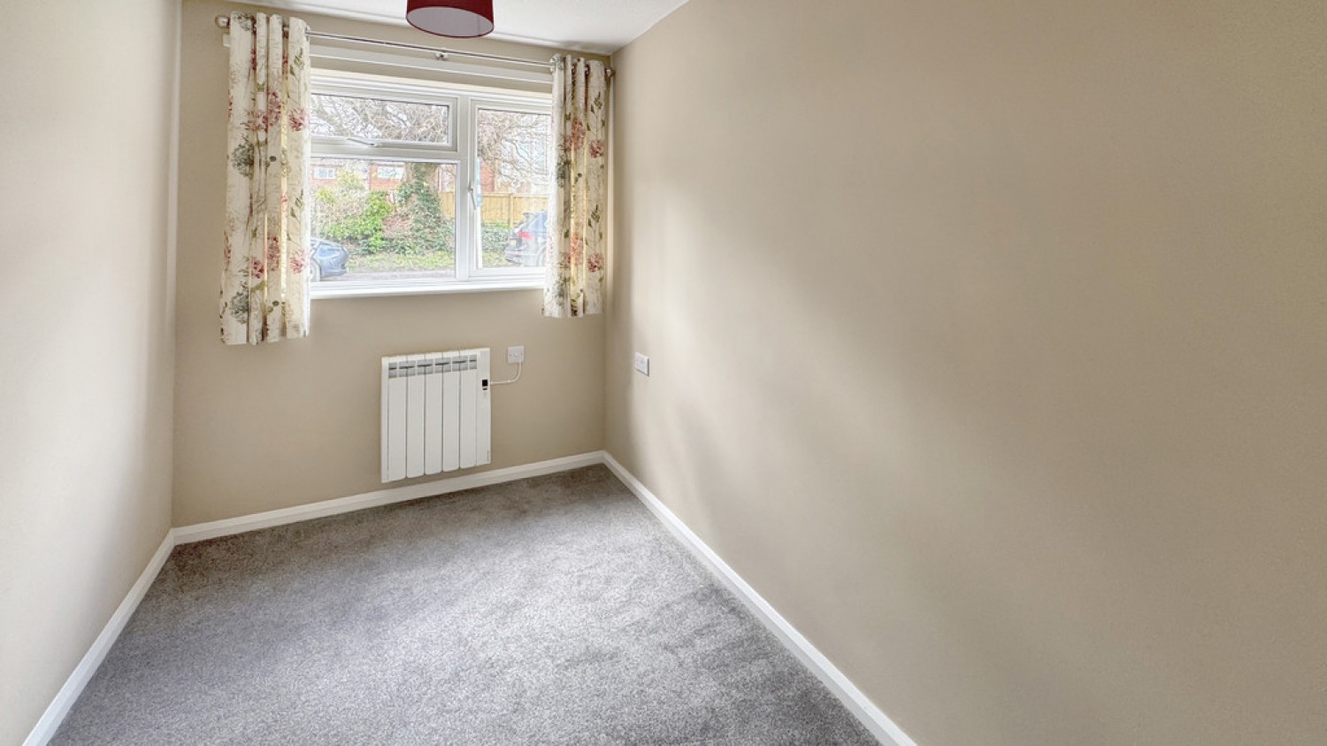 2 bedroom Flat for Letting Tynings Lane, Bratton