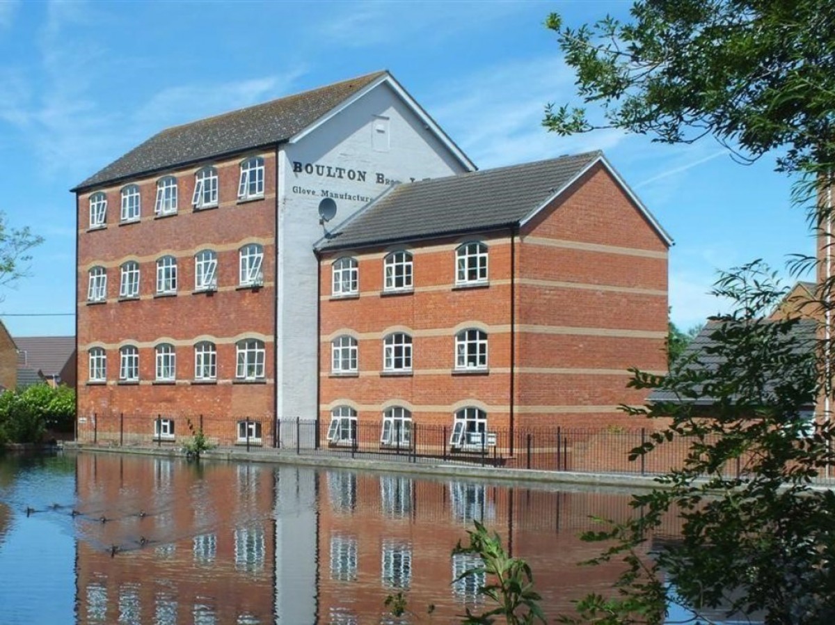 Caspian Gardens, Westbury