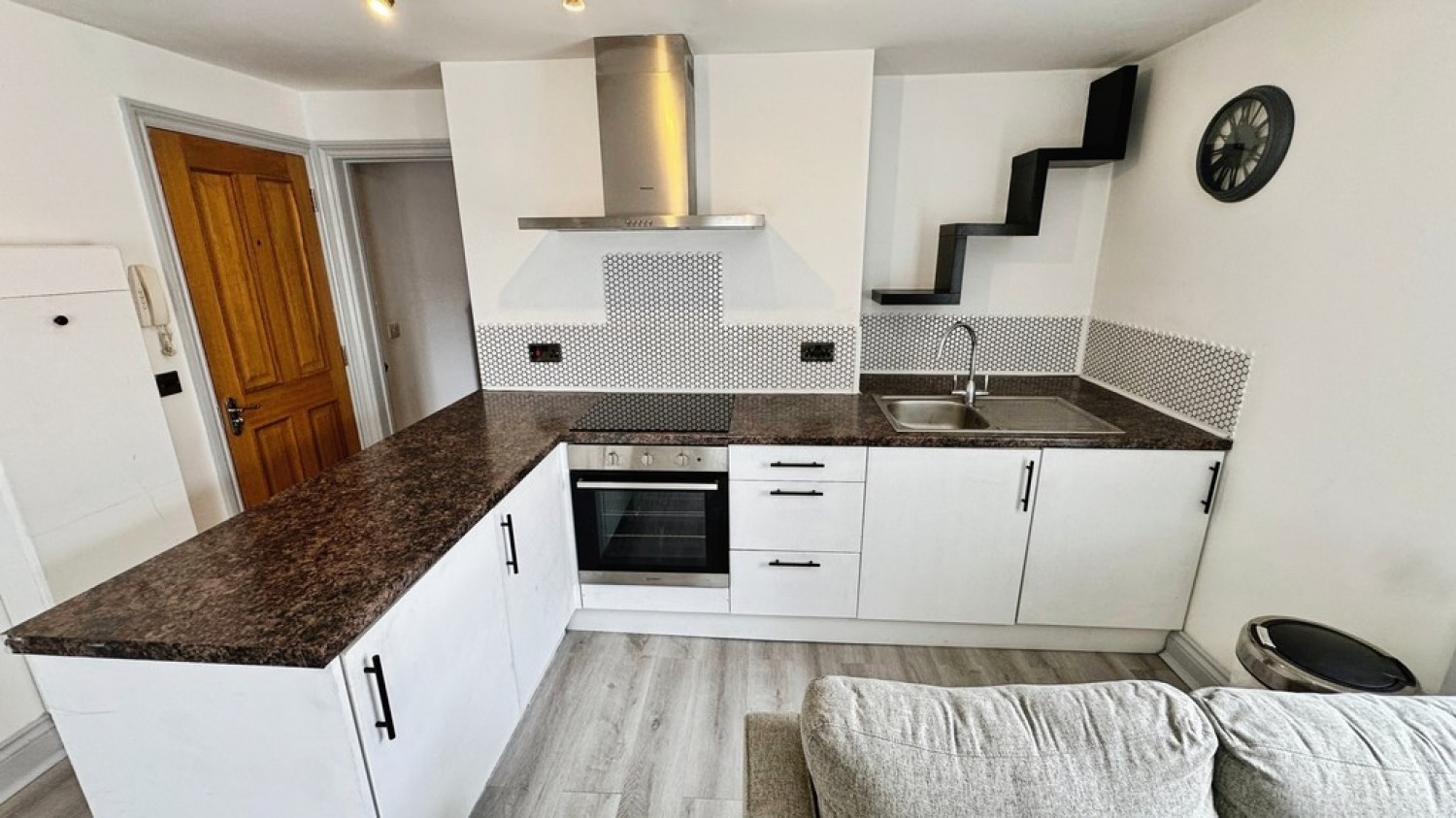 1 bedroom Flat for Letting Black Swan Court, Trowbridge, Wiltshire