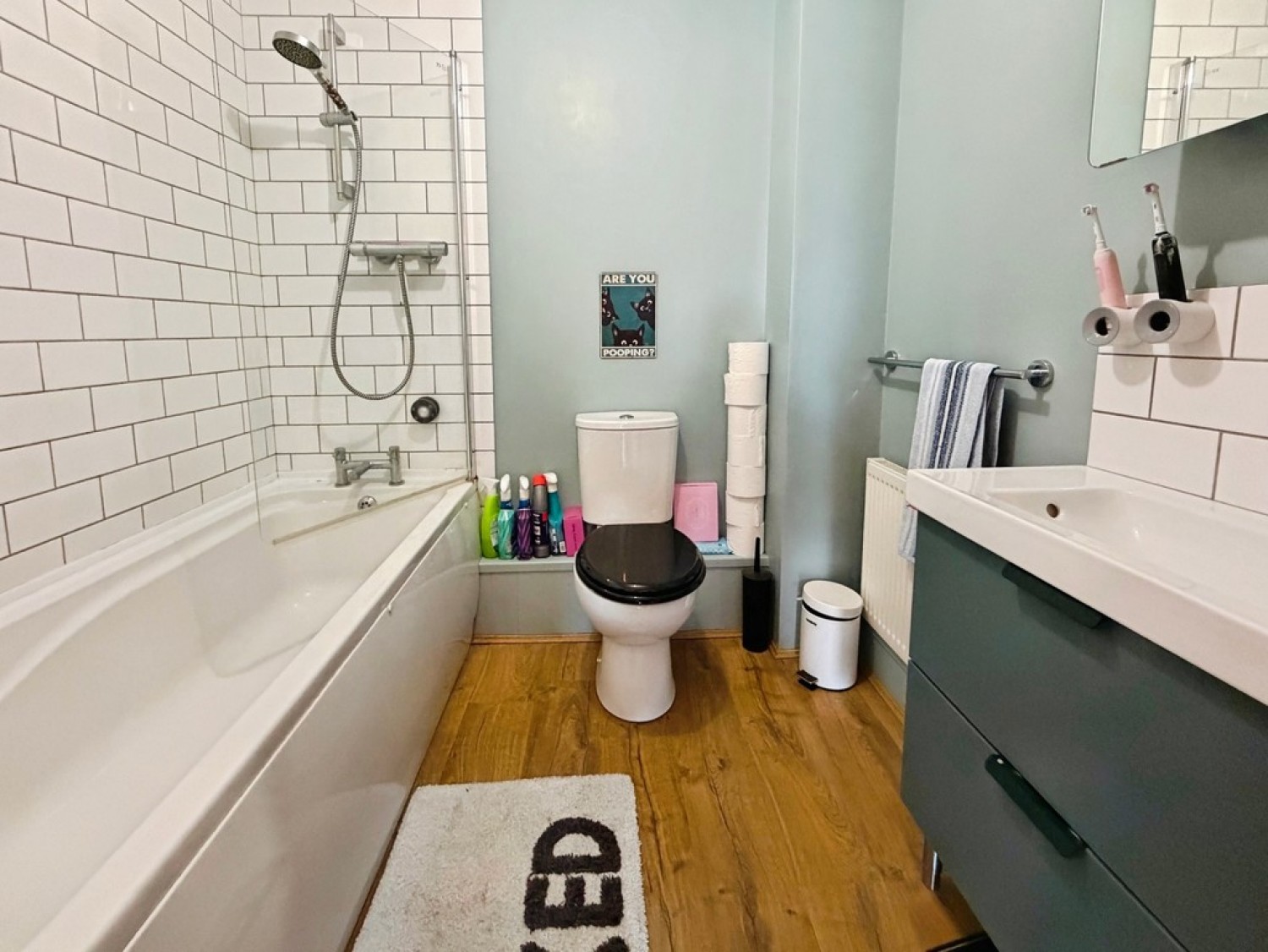 2 bedroom Flat for Sale The Mews, Westbury