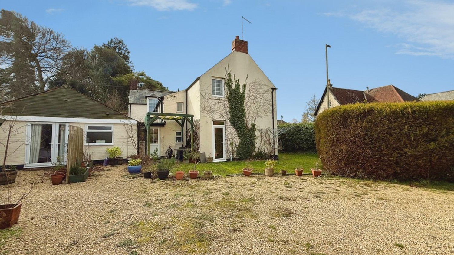 5 bedroom House for Sale Boreham Road, Warminster