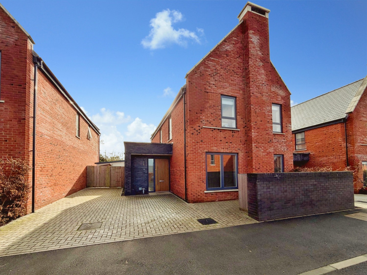 4 bedroom House for Sale Callaway Gardens, Westbury