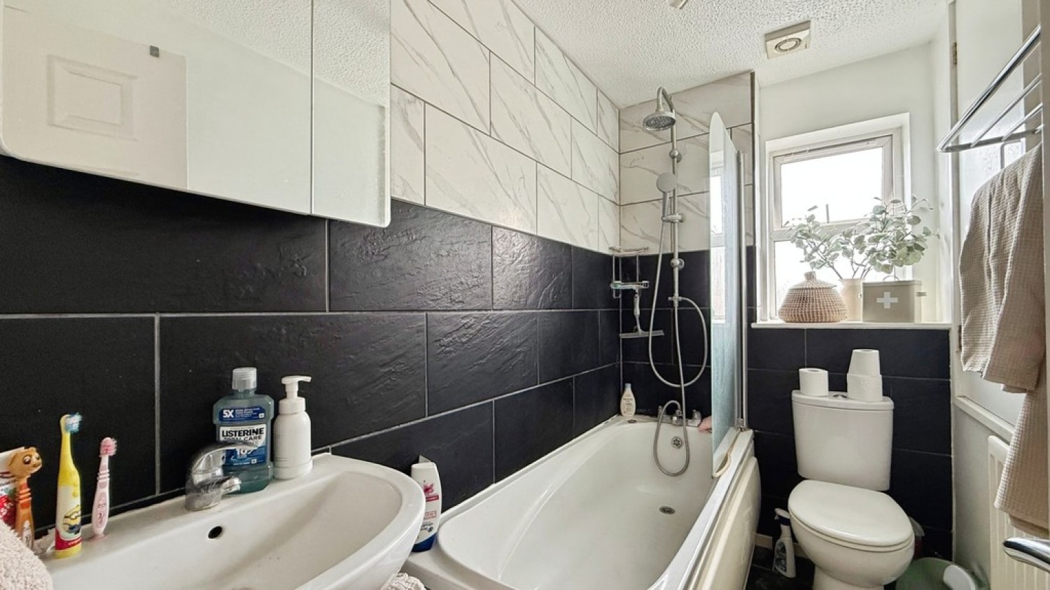 2 bedroom House for Sale Nightingale Drive, Westbury