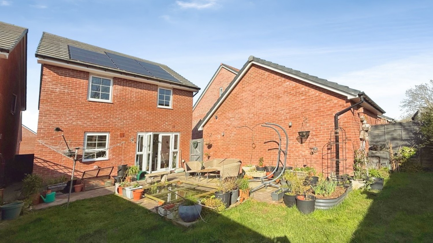 4 bedroom House for Sale Mays Drive, Westbury