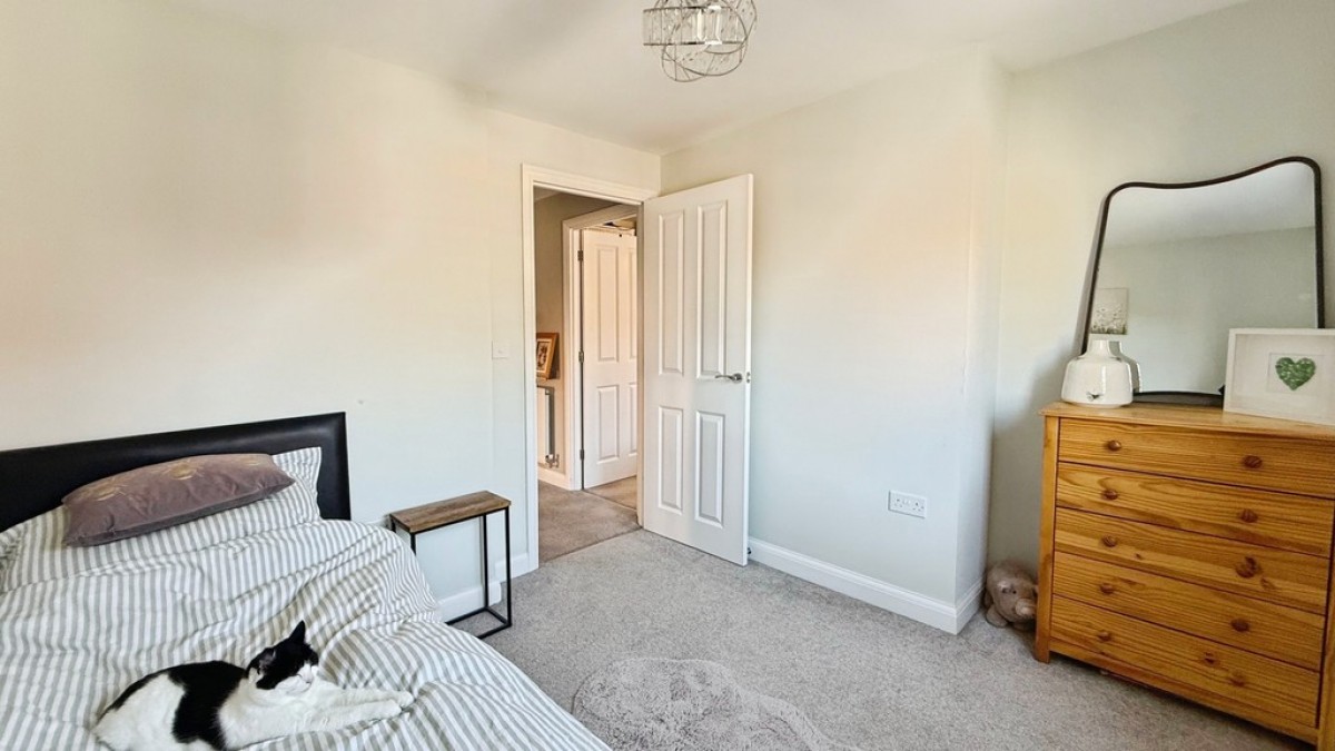 Mays Drive, Westbury