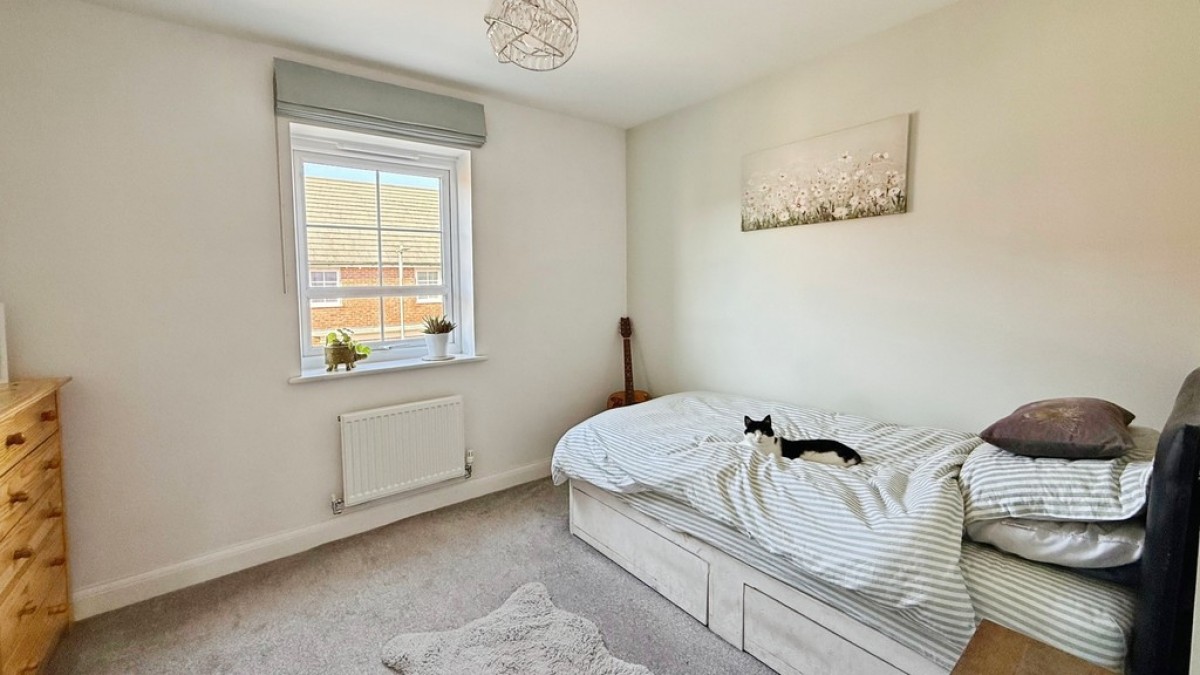 Mays Drive, Westbury