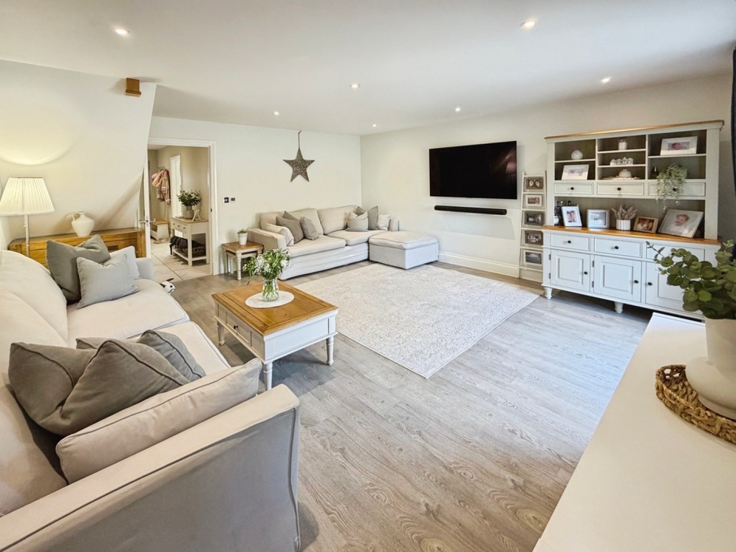 3 bedroom House for Sale Elmhurst Gardens, Trowbridge