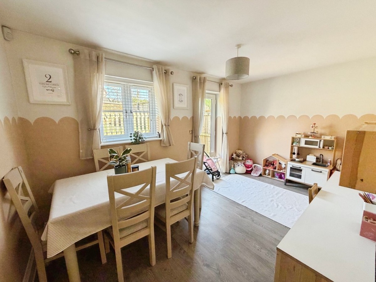 Elmhurst Gardens, Trowbridge