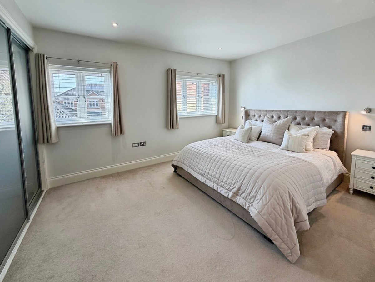 Elmhurst Gardens, Trowbridge