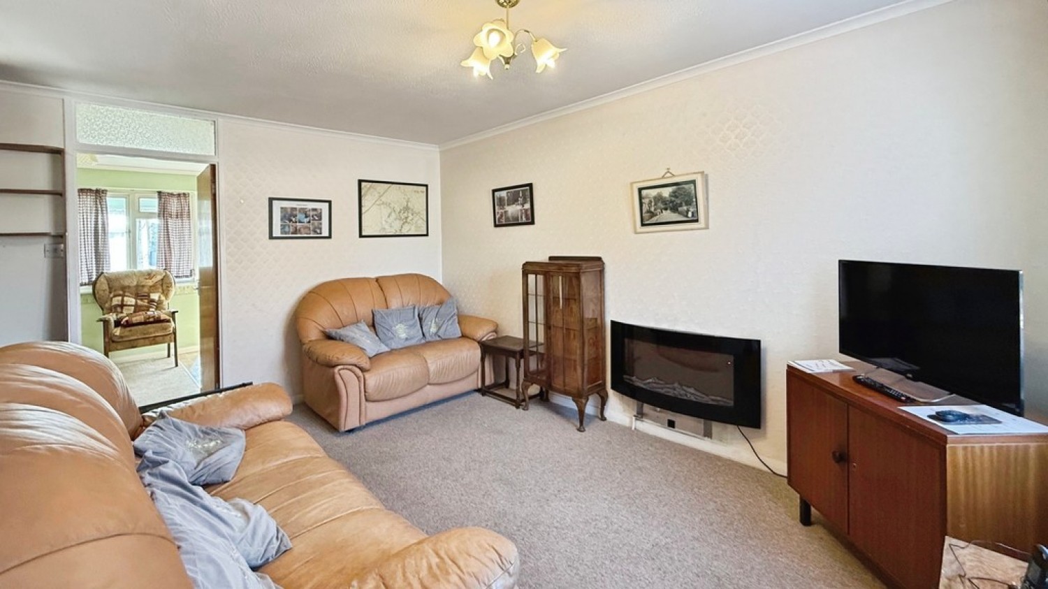 2 bedroom House for Sale Matravers Close, Westbury