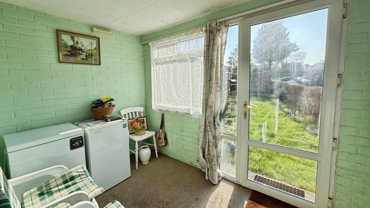 2 bedroom House for Sale Matravers Close, Westbury
