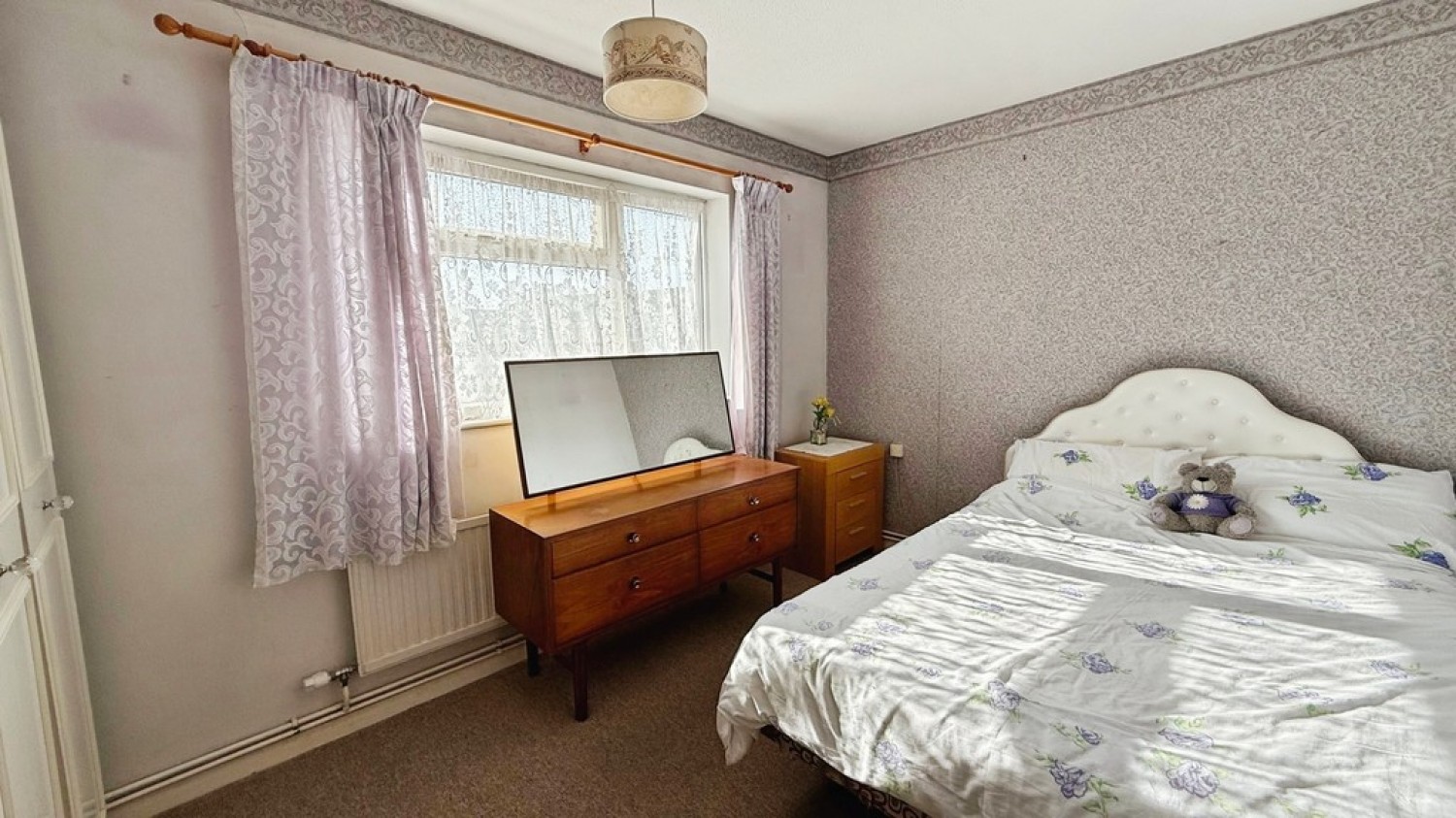 2 bedroom House for Sale Matravers Close, Westbury