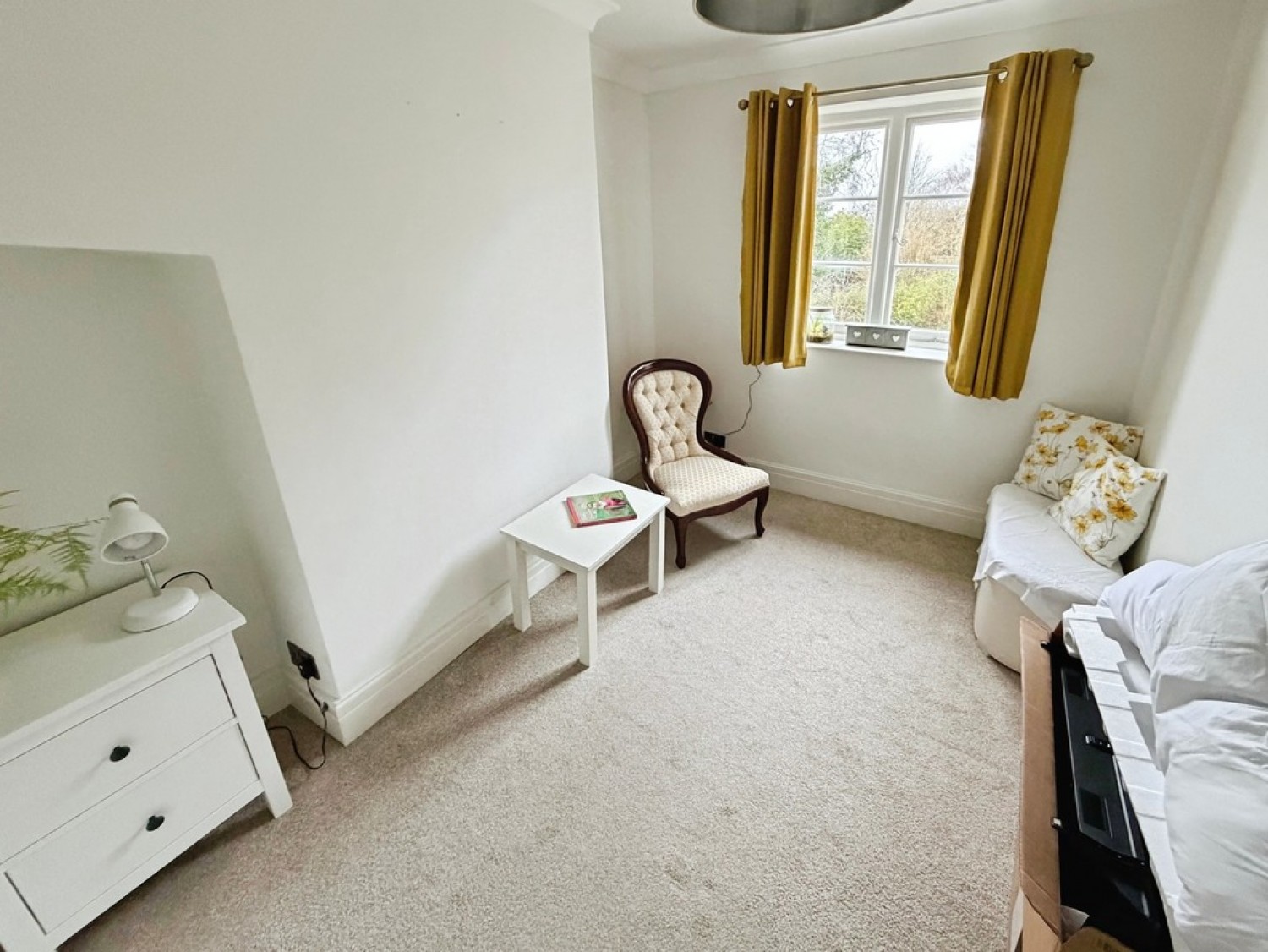 2 bedroom House for Sale Prospect Square, Westbury
