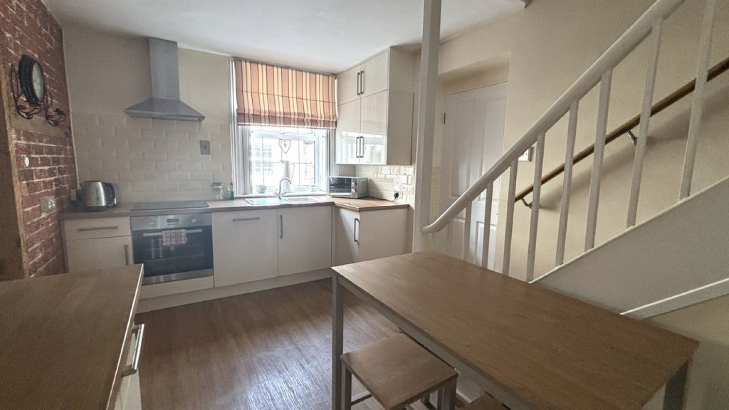 2 bedroom House for Letting Vicarage Street, Warminster, Wiltshire