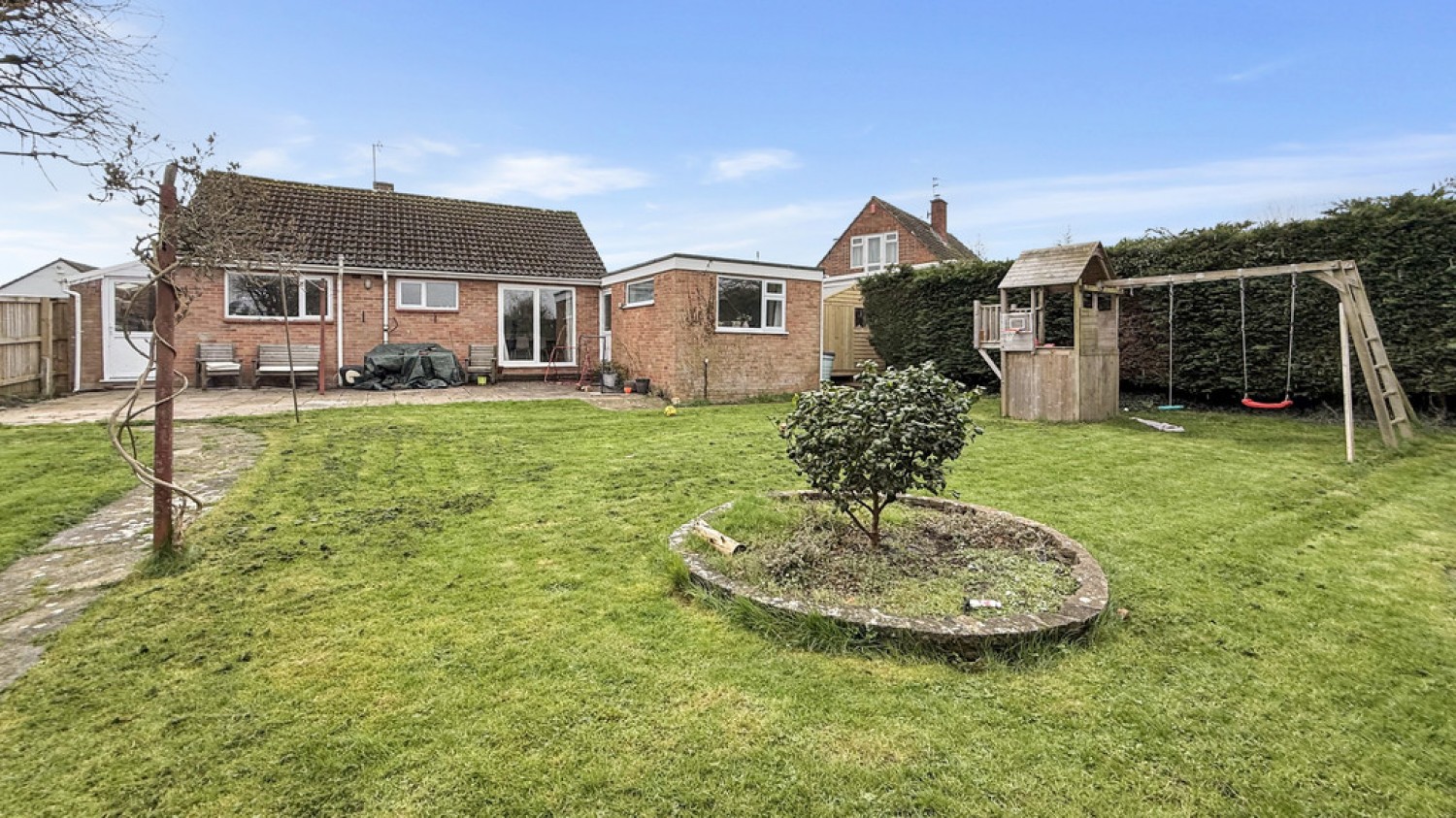 3 bedroom Bungalow for Sale Ludlow Close, Warminster