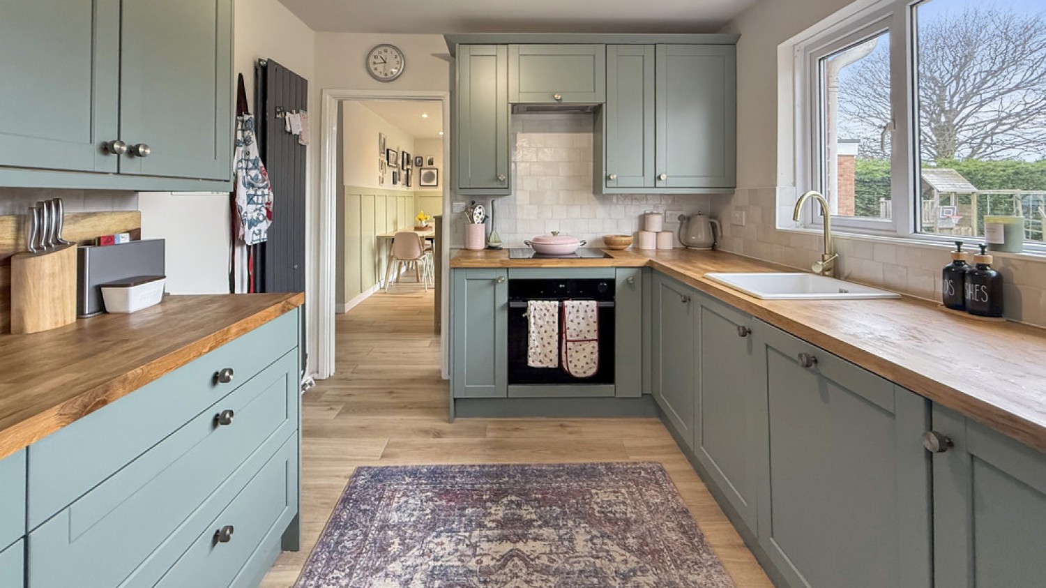 3 bedroom Bungalow for Sale Ludlow Close, Warminster