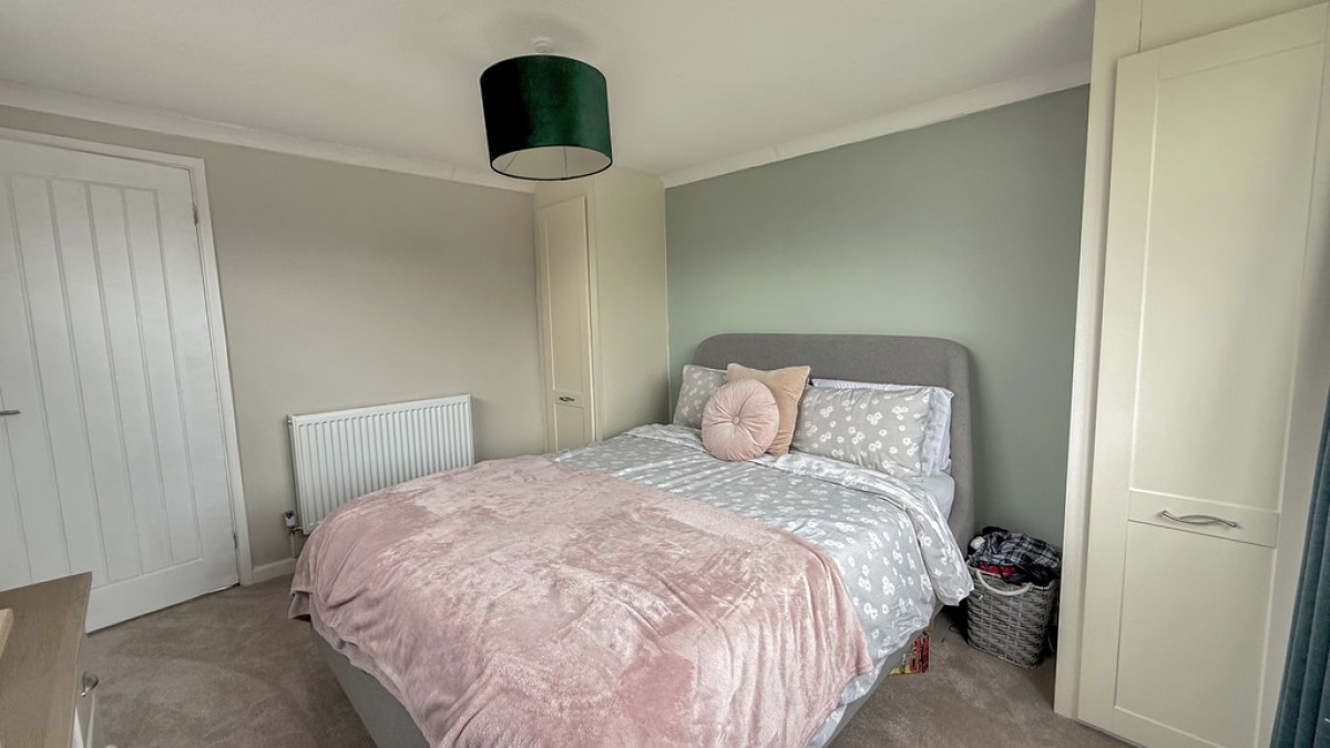 Ludlow Close, Warminster