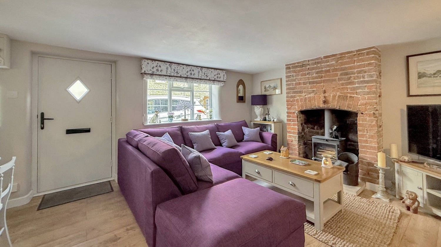 2 bedroom House for Sale Bishopstrow, Warminster
